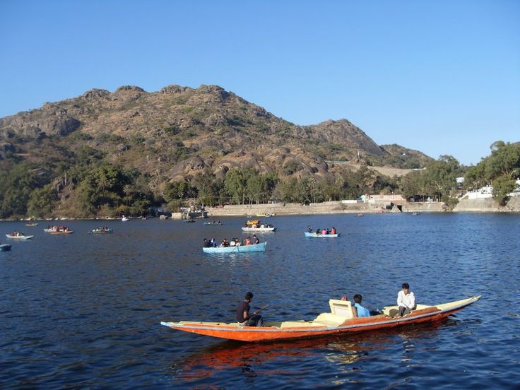 Nakki Lake